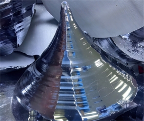 标题：单晶硅头料
浏览次数：62
发表时间：2025-05-28